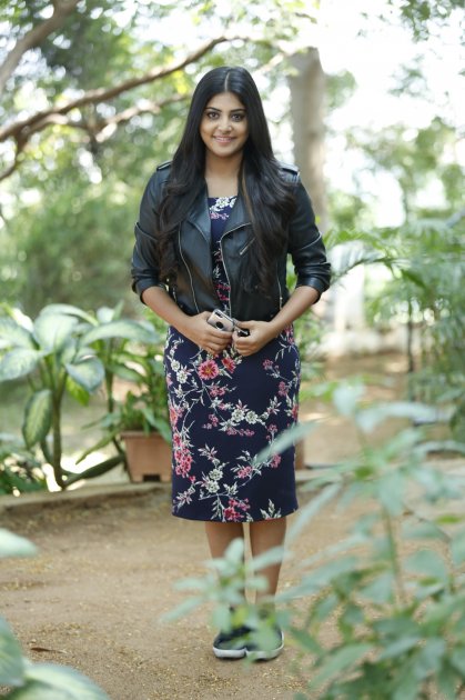 Manjima-Mohan-Interview-About-Saahasam-Swaasaga-Saagipo-Movie